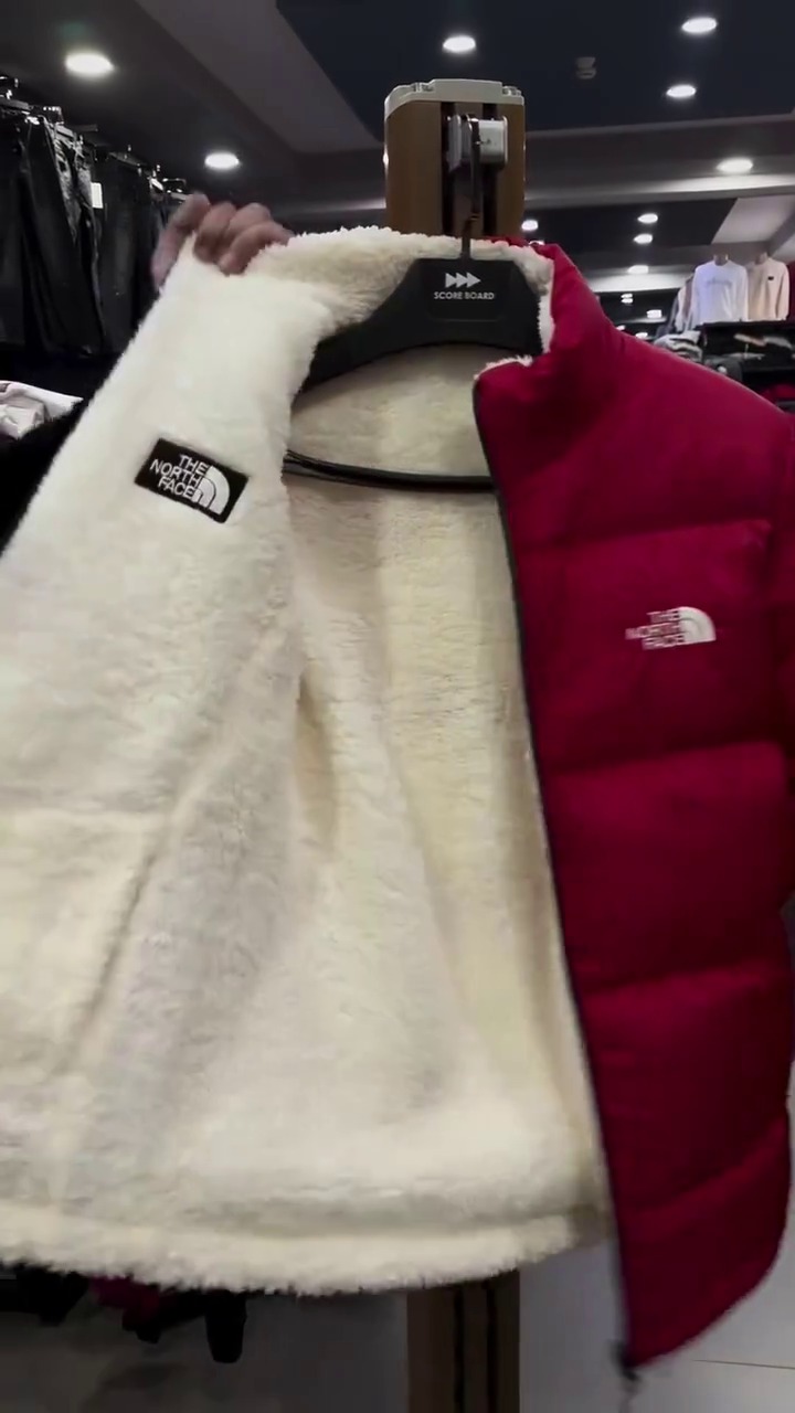 Premium Puffer Winter Jacket Ultra Warm & Lightweight - Image 2