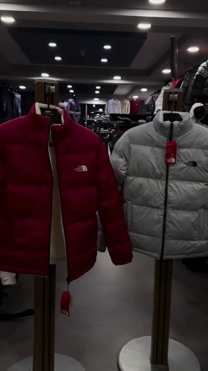 Premium Puffer Winter Jacket Ultra Warm & Lightweight - Image 4